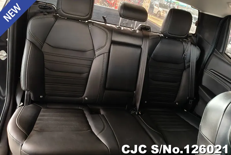 Isuzu D-Max in Black for Sale Image 11