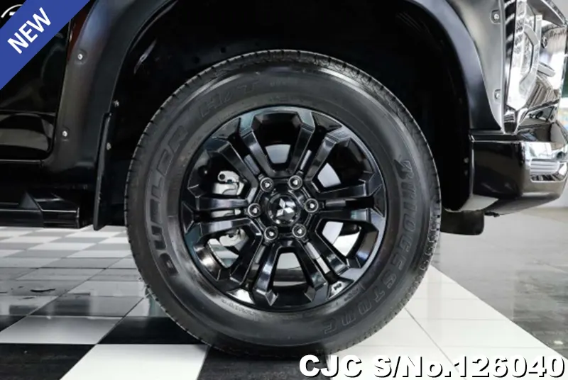 Mitsubishi Triton in Black for Sale Image 11
