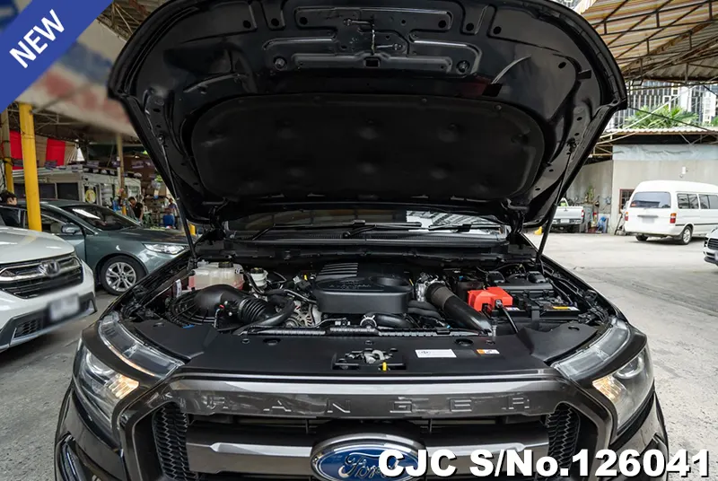 Ford Ranger in Black for Sale Image 14