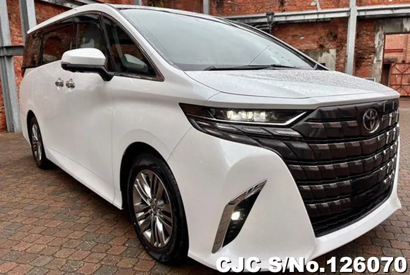 Toyota / Alphard 2025