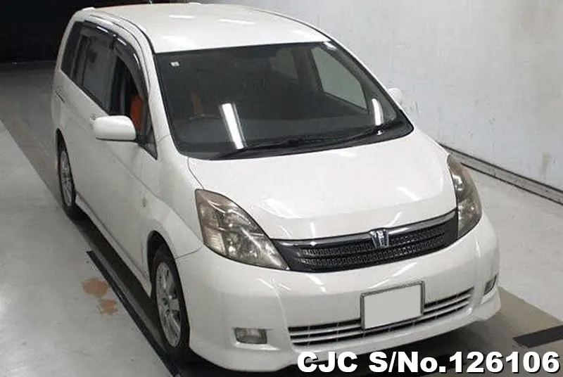 Toyota / Isis 2005