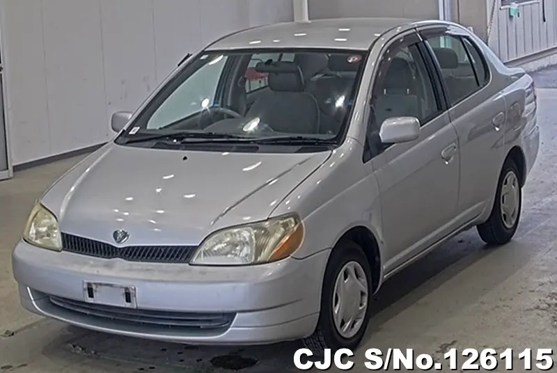 Toyota / Platz 2002