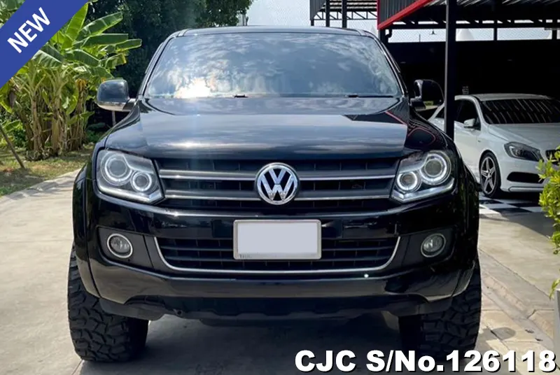 Volkswagen Amarok  in Black for Sale Image 2