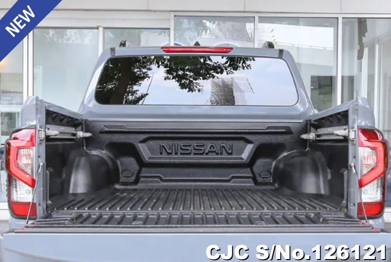 Nissan Navara in Stealth Grey for Sale Image 4