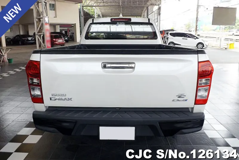 Isuzu D-Max in White for Sale Image 5