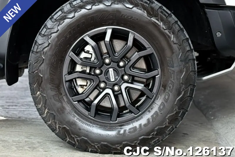 Ford Ranger in White for Sale Image 10
