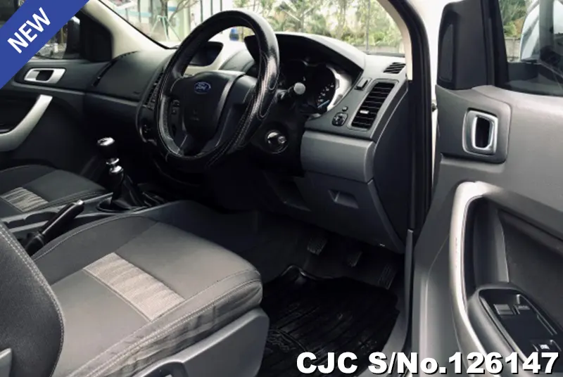 Ford Ranger in White for Sale Image 7