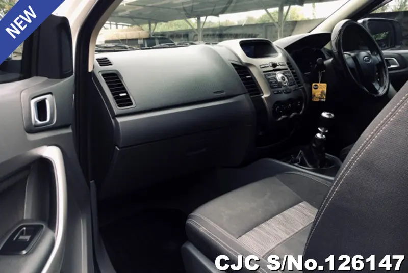Ford Ranger in White for Sale Image 8