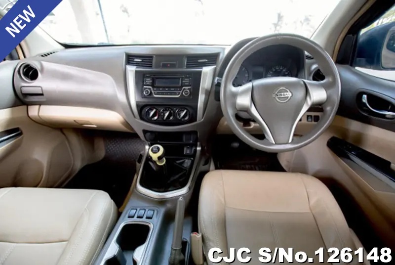 Nissan Navara in Silver for Sale Image 4