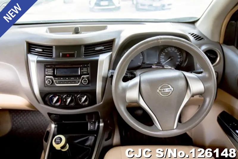 Nissan Navara in Silver for Sale Image 7