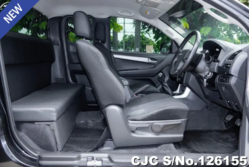 Isuzu D-Max in Black for Sale Image 6