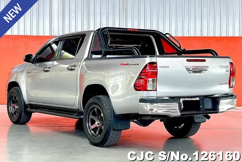 Toyota Hilux in Gray for Sale Image 1