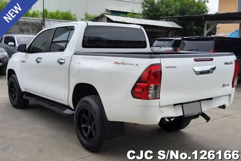 Toyota Hilux in White for Sale Image 1