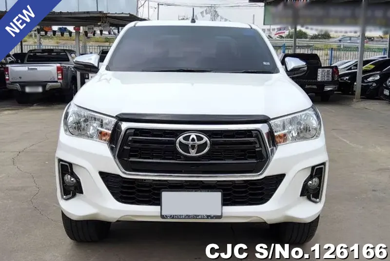 Toyota Hilux in White for Sale Image 4