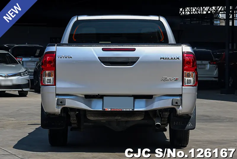 Toyota Hilux in Silver for Sale Image 5