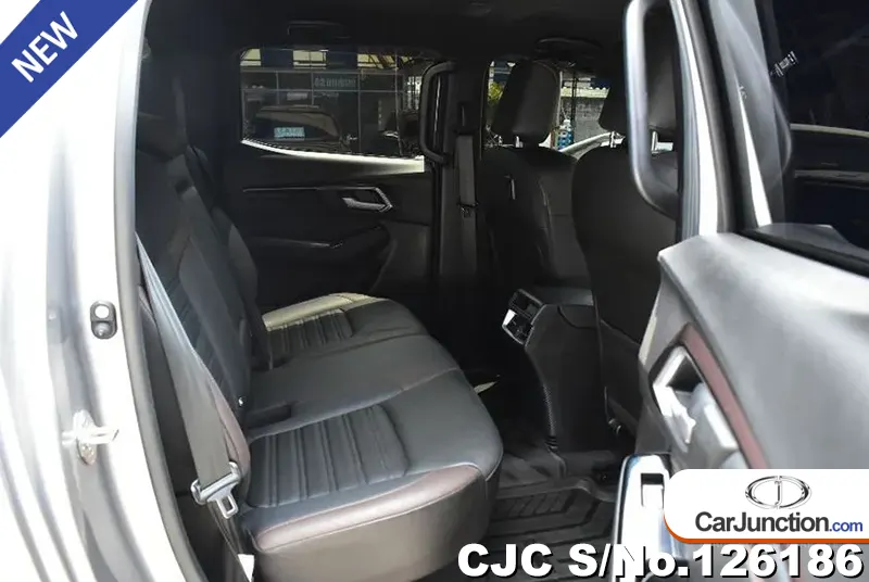 Isuzu D-Max in Silver for Sale Image 8