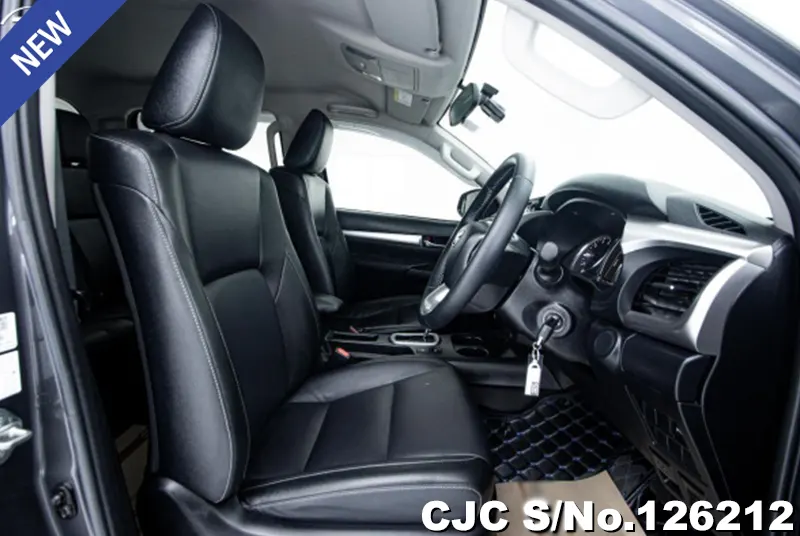 2022 Toyota / Hilux / Revo Stock No. 126212