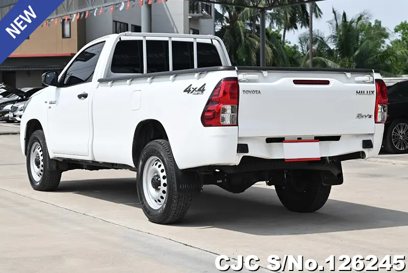 Toyota Hilux in White for Sale Image 1