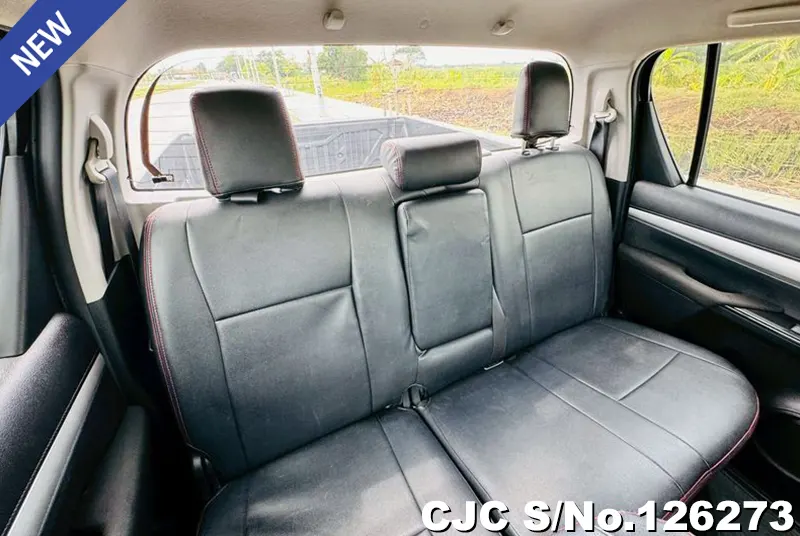 Toyota Hilux in Silver for Sale Image 11