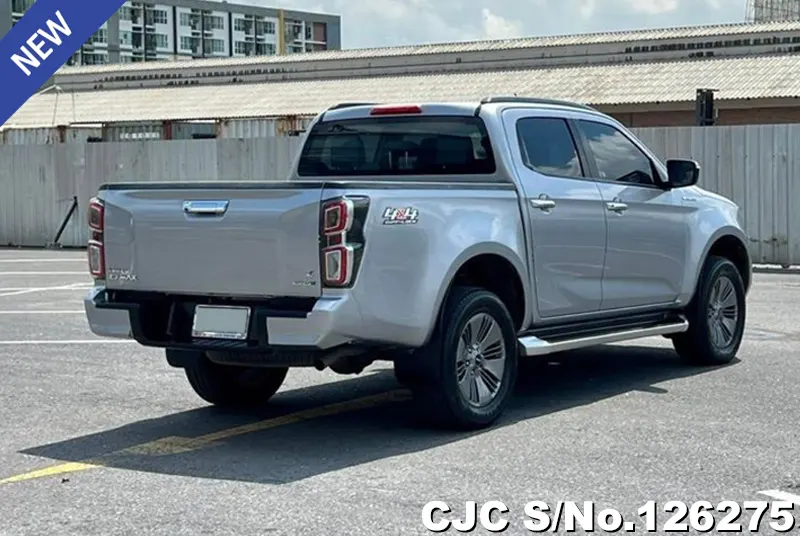 Isuzu D-Max in Silver for Sale Image 2