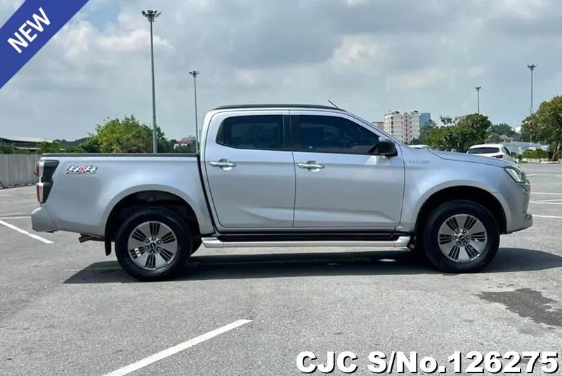 Isuzu D-Max in Silver for Sale Image 5