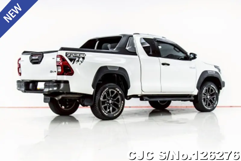 Toyota Hilux in White for Sale Image 1