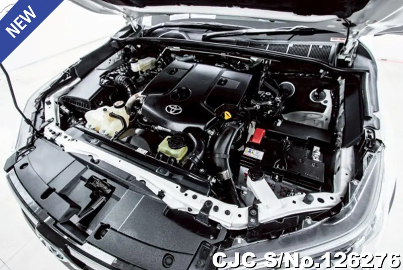 Toyota Hilux in White for Sale Image 13