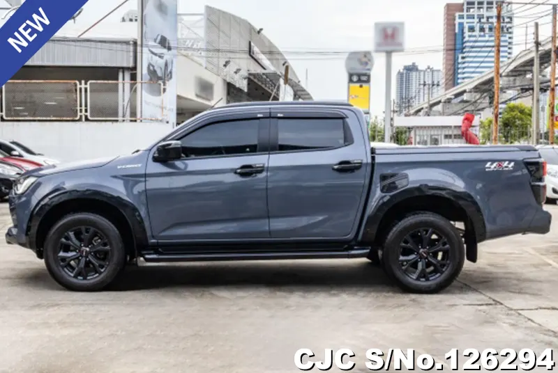 Isuzu D-Max in Gray for Sale Image 4