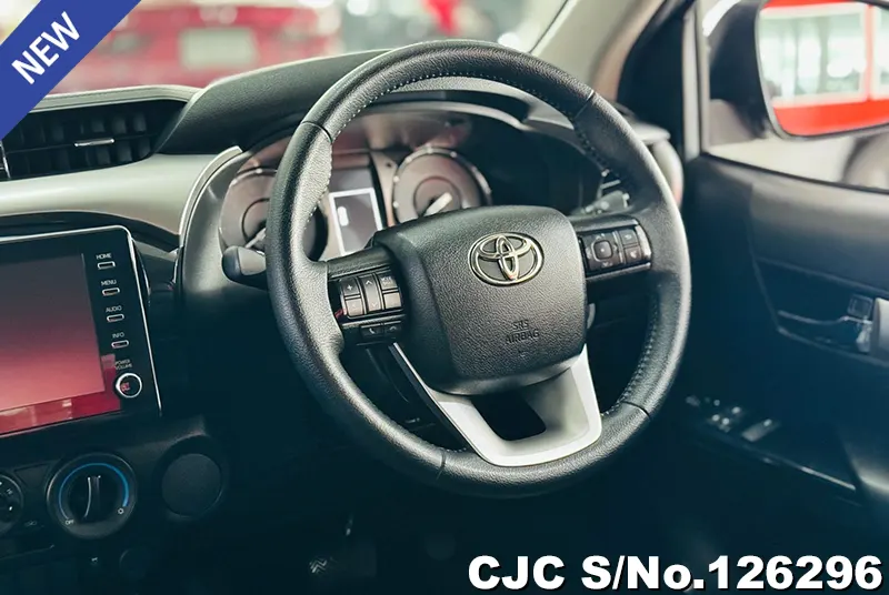 Toyota Hilux in Gray for Sale Image 5