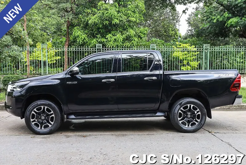 Toyota Hilux in Black for Sale Image 7