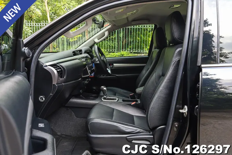 Toyota Hilux in Black for Sale Image 11