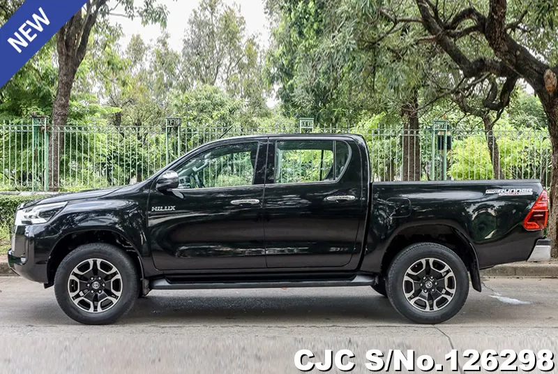 Toyota Hilux in Black for Sale Image 7