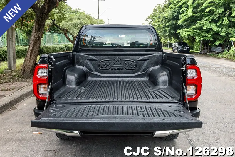 Toyota Hilux in Black for Sale Image 8