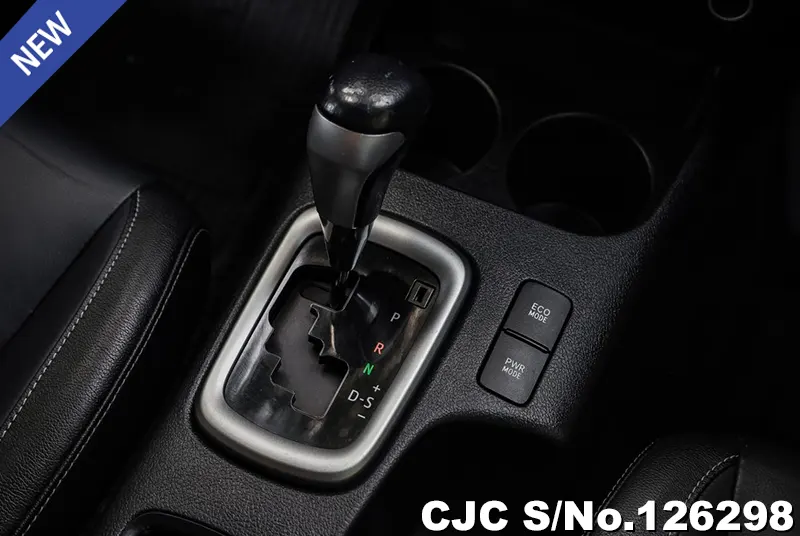 Toyota Hilux in Black for Sale Image 14
