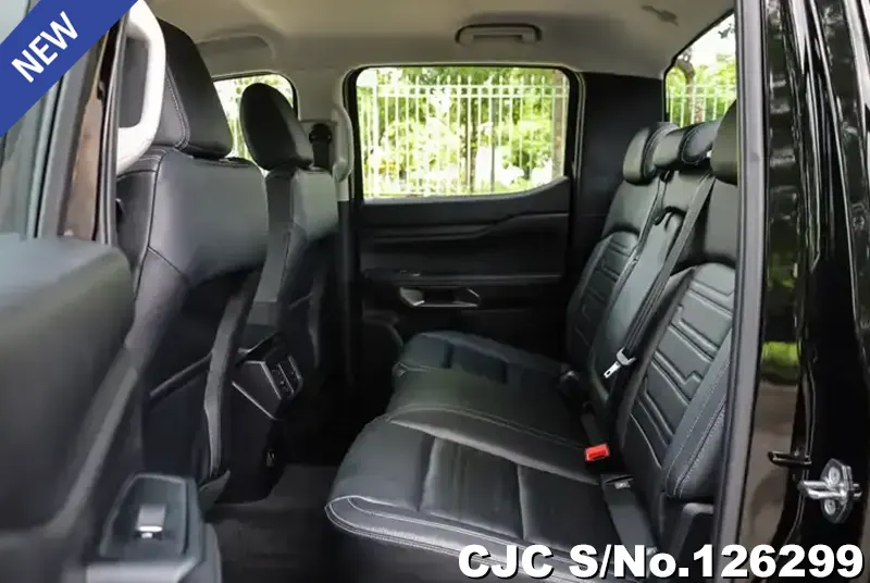 Ford Ranger in Black for Sale Image 13