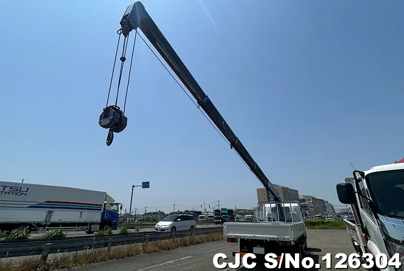 2004 Mitsubishi / Canter Stock No. 126304