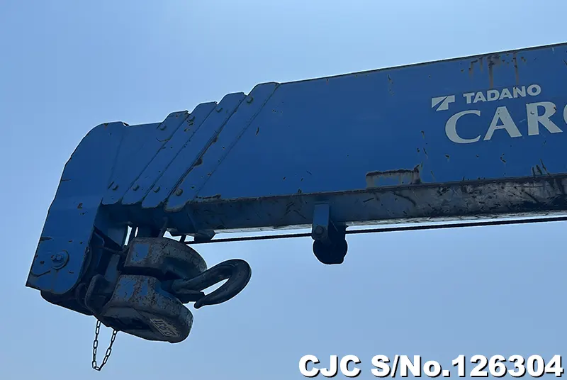 2004 Mitsubishi / Canter Stock No. 126304