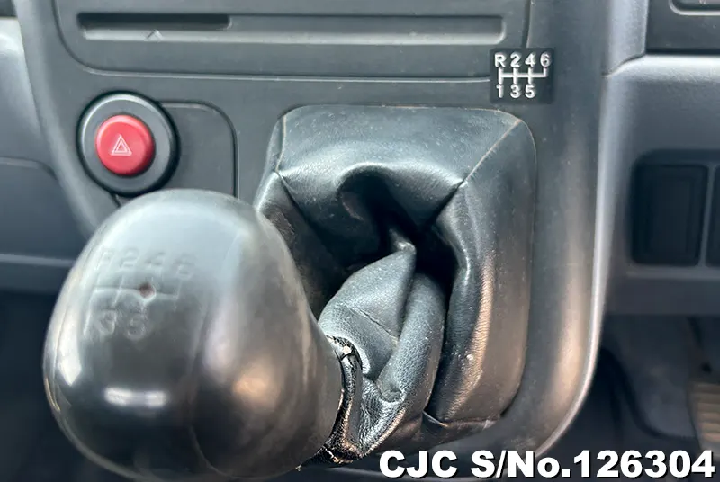 2004 Mitsubishi / Canter Stock No. 126304