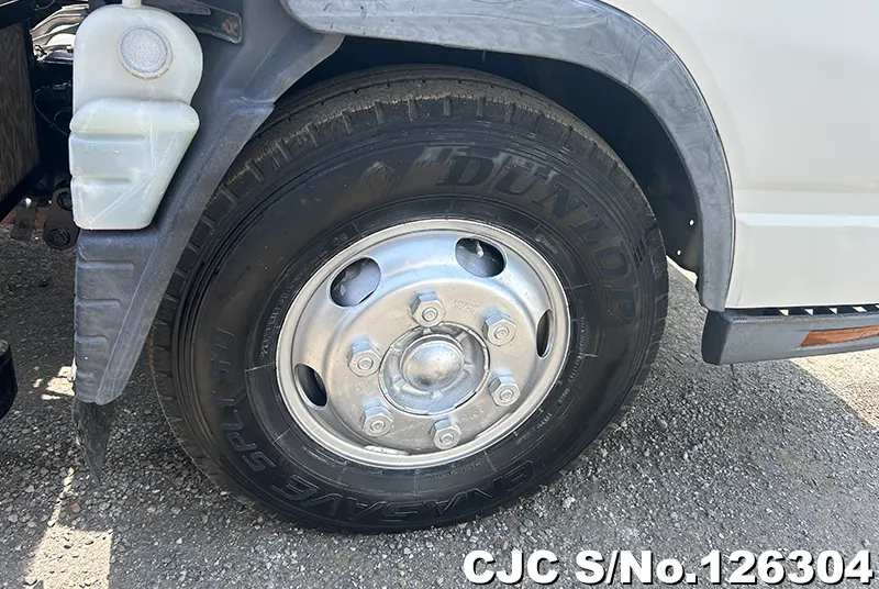 2004 Mitsubishi / Canter Stock No. 126304