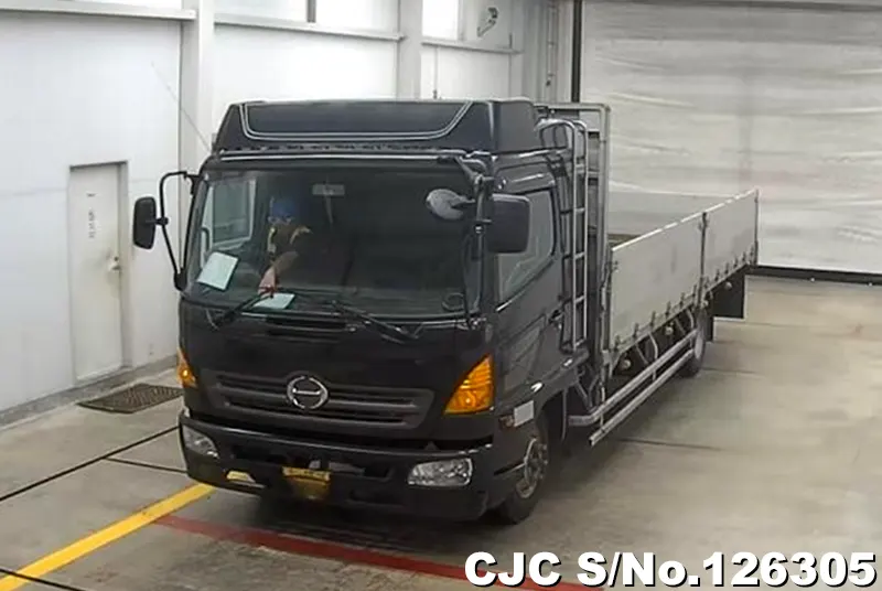 Hino / Ranger 2002