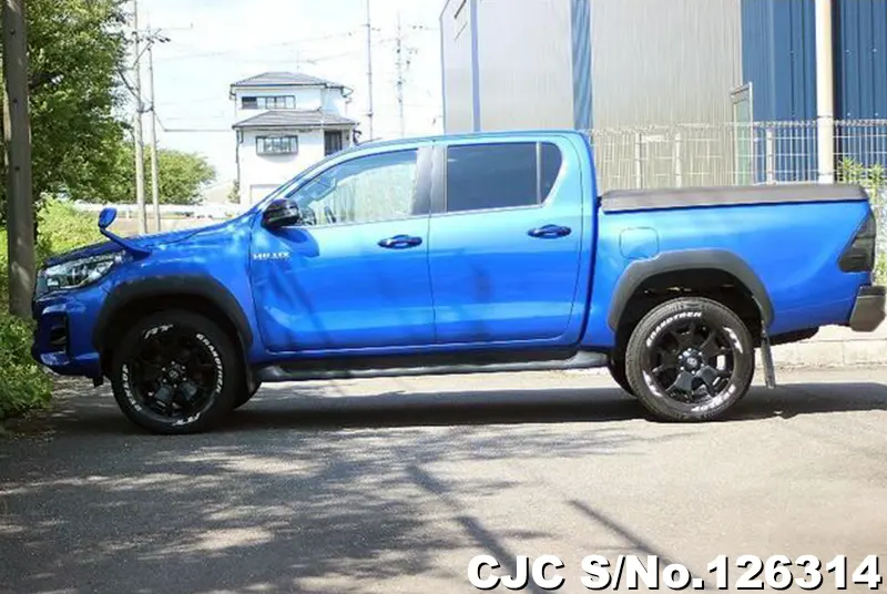 Toyota Hilux in Blue for Sale Image 5