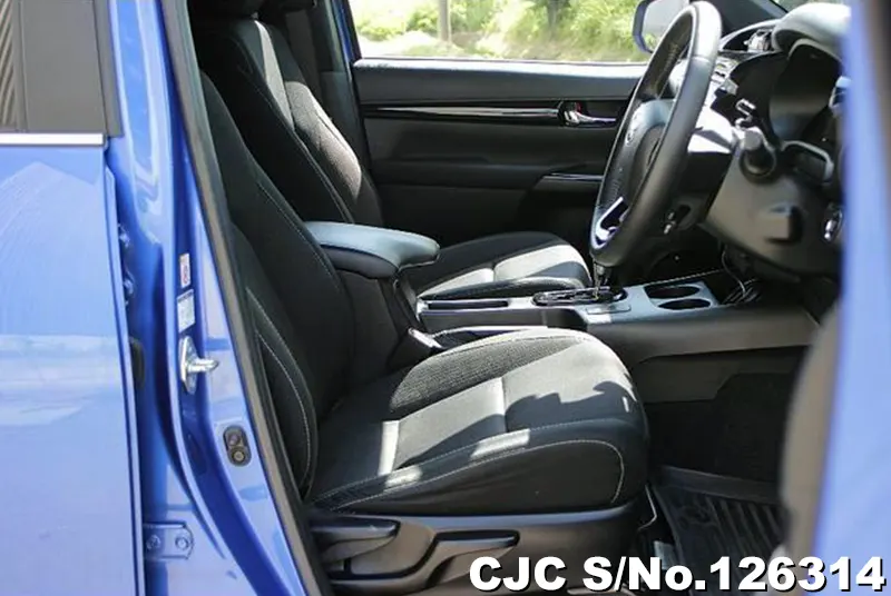 Toyota Hilux in Blue for Sale Image 7