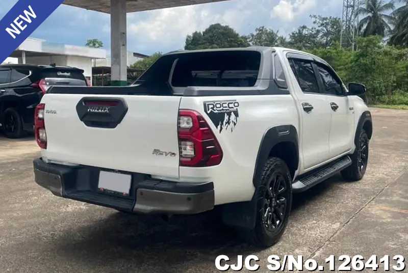 Toyota Hilux in White for Sale Image 1