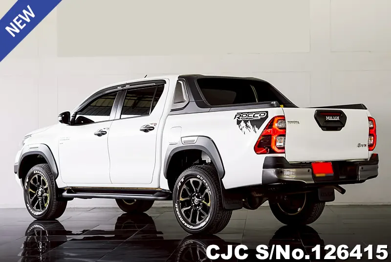 Toyota Hilux in White for Sale Image 1