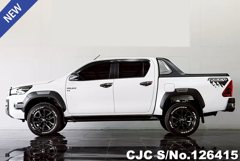 Toyota Hilux in White for Sale Image 7