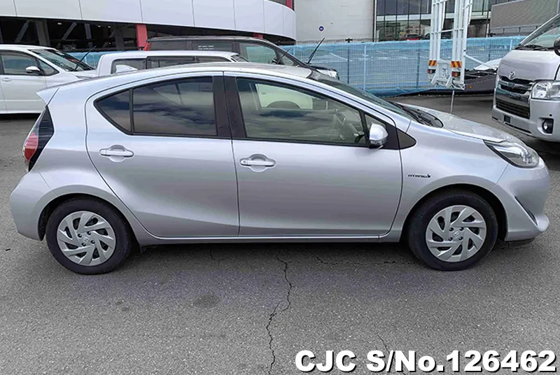 2018 Toyota / Aqua Stock No. 126462