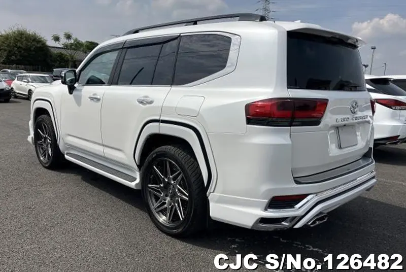 2023 Toyota / Land Cruiser Stock No. 126482