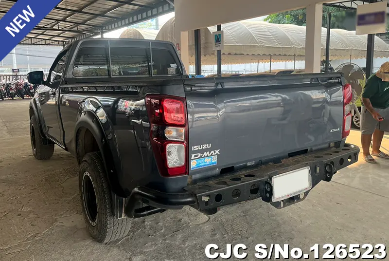 Isuzu D-Max in Gray for Sale Image 1