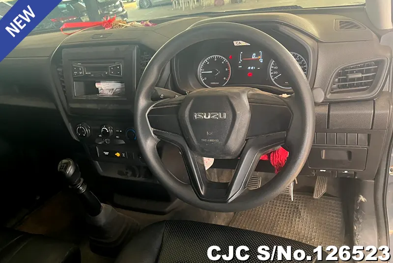 Isuzu D-Max in Gray for Sale Image 6