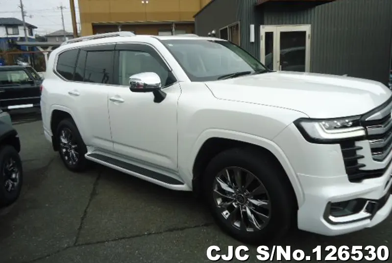 Toyota / Land Cruiser 2023
